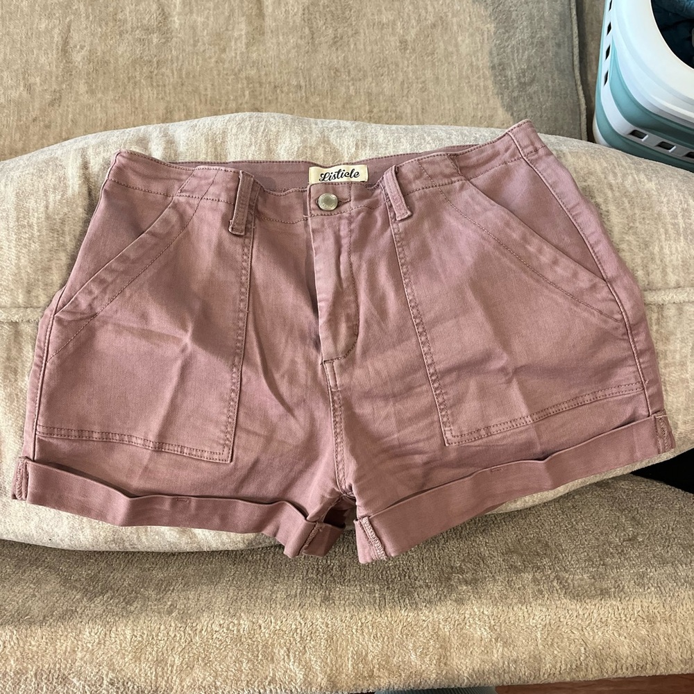 Listicle mauve pink shorts